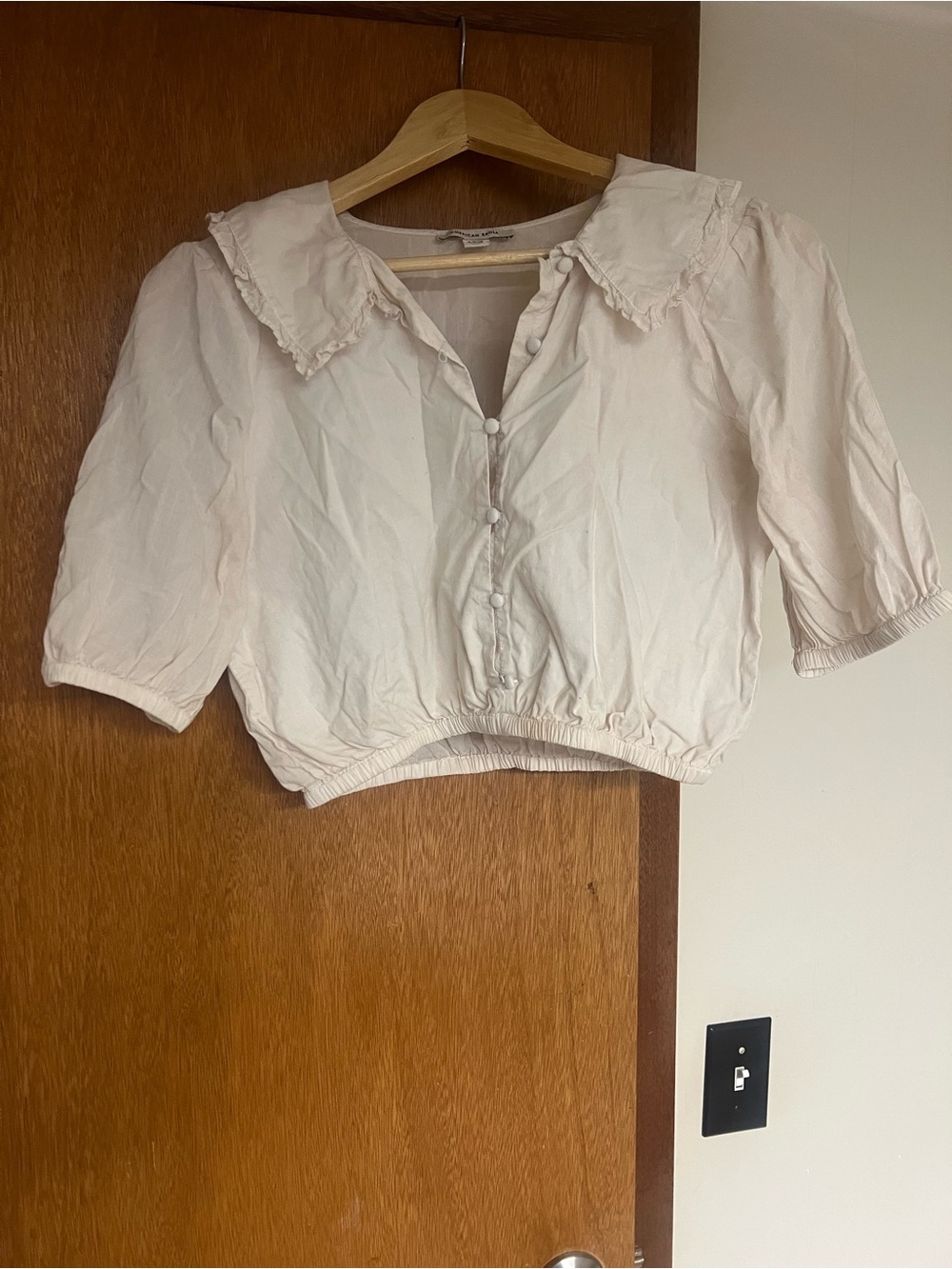 American Eagle Outfitters Light Blouse Top